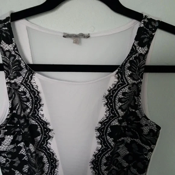 White Peplum Lace top - Picture 2 of 5